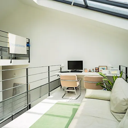 Stunning 3bd Industrial-style Maisonette In Apartment *